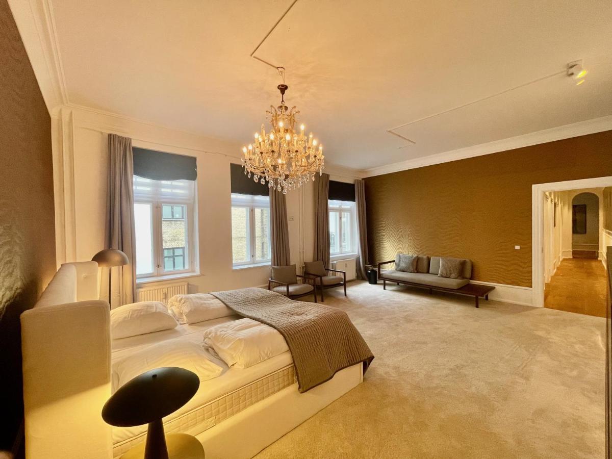 Beautiful 3 Bedroom Flat Next To The Marble Church Copenhague Exterior foto