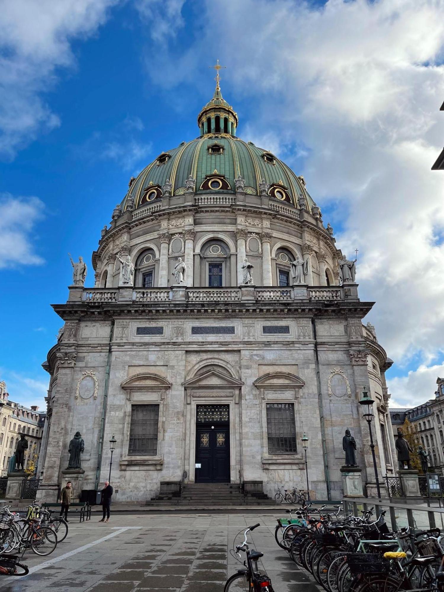 Beautiful 3 Bedroom Flat Next To The Marble Church Copenhague Exterior foto